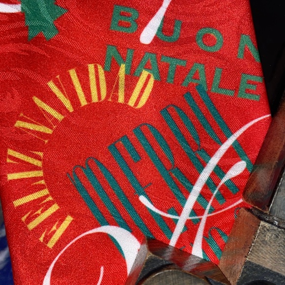 🆕🎄Vintage 1994 ORIGINAL RALPH MARLIN Men’s “Christmas Around the World🌎” Tie - Picture 6 of 12